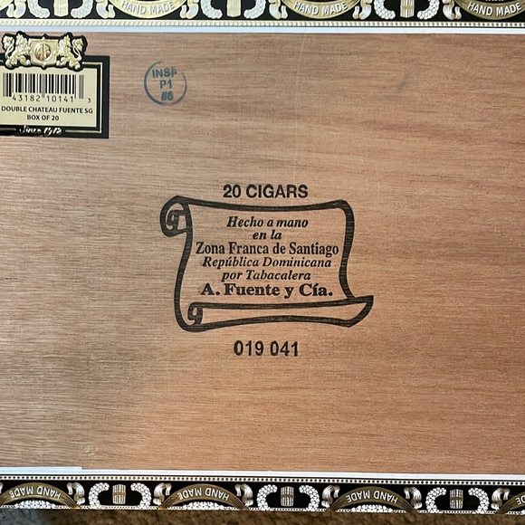 Two Empty Arturo Fuente Cigar Box’s - Picture 4 of 9